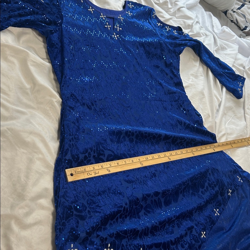 Kurta royal Blue velvet tunic top pearl silver embellishments. Size S pre owned - Picture 13 of 16